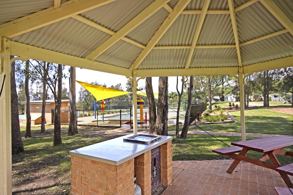 Big4 Karuah Jetty Holiday Park ภายนอก รูปภาพ